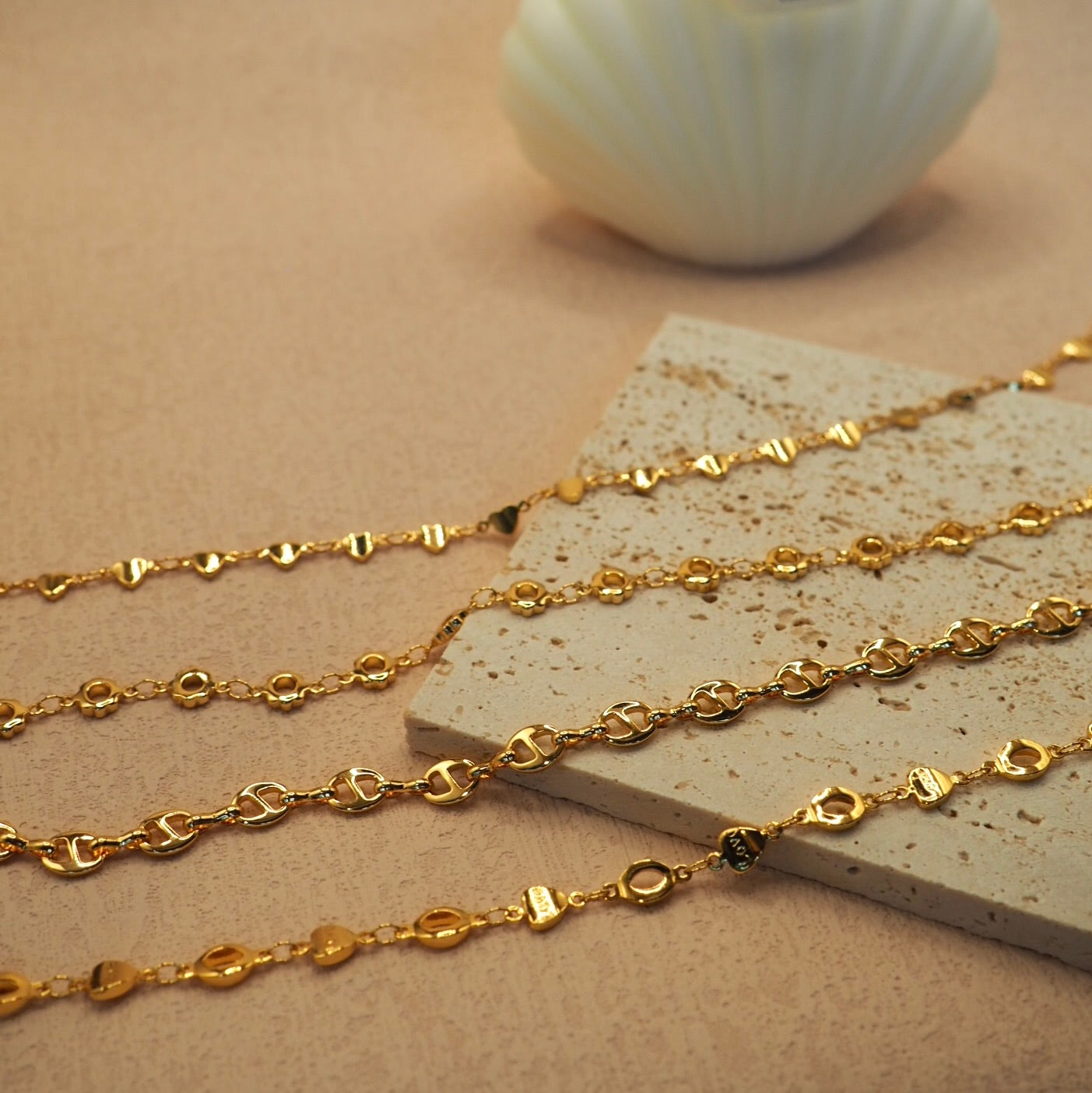 【Jooli Jewellery】Serendipity LOVE 刻字鎖骨鍊|18k鍍金飾品